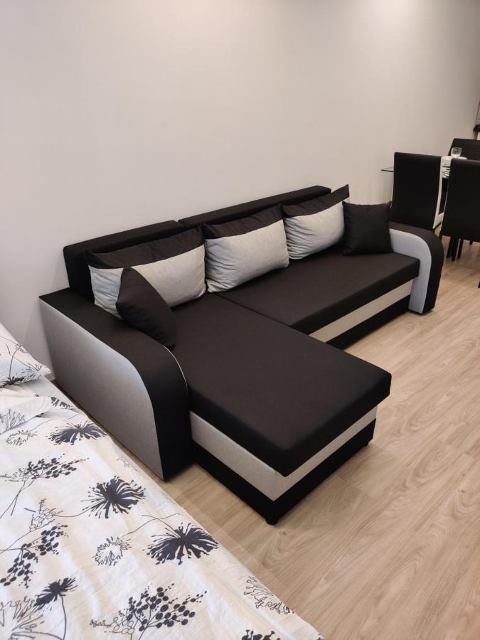 Pirat Apartman Apartment Siofok Ngoại thất bức ảnh